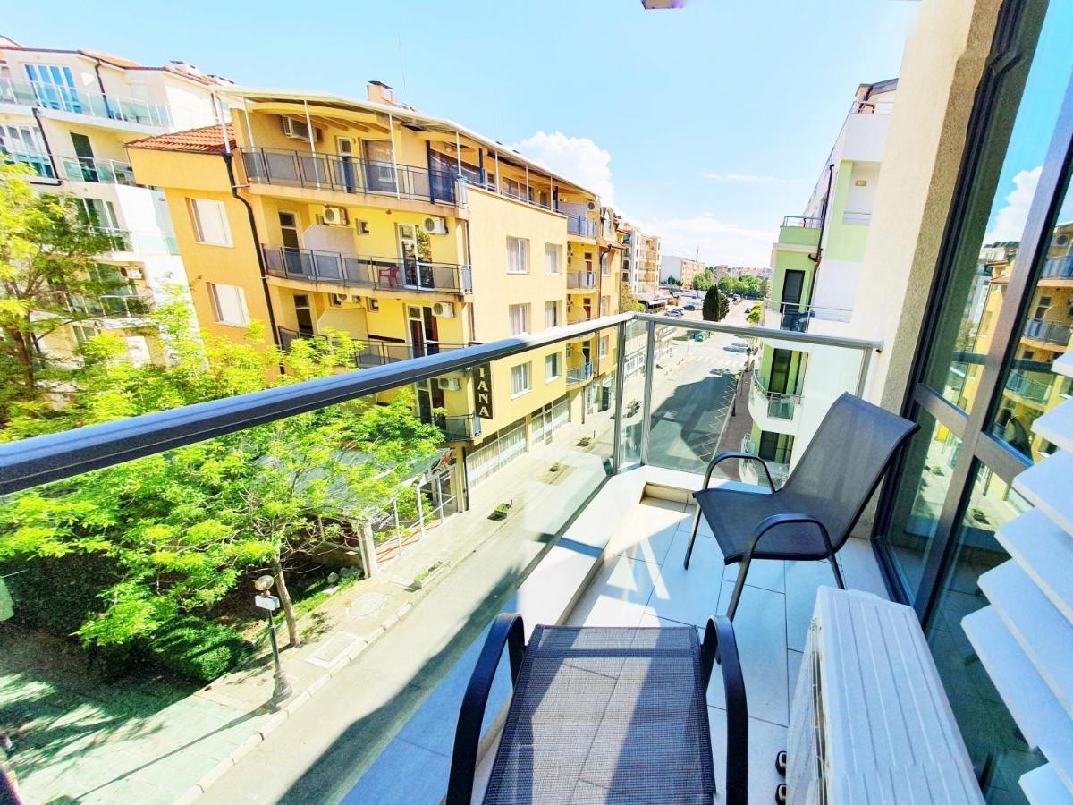 Apartments In Atlantic Поморие Екстериор снимка