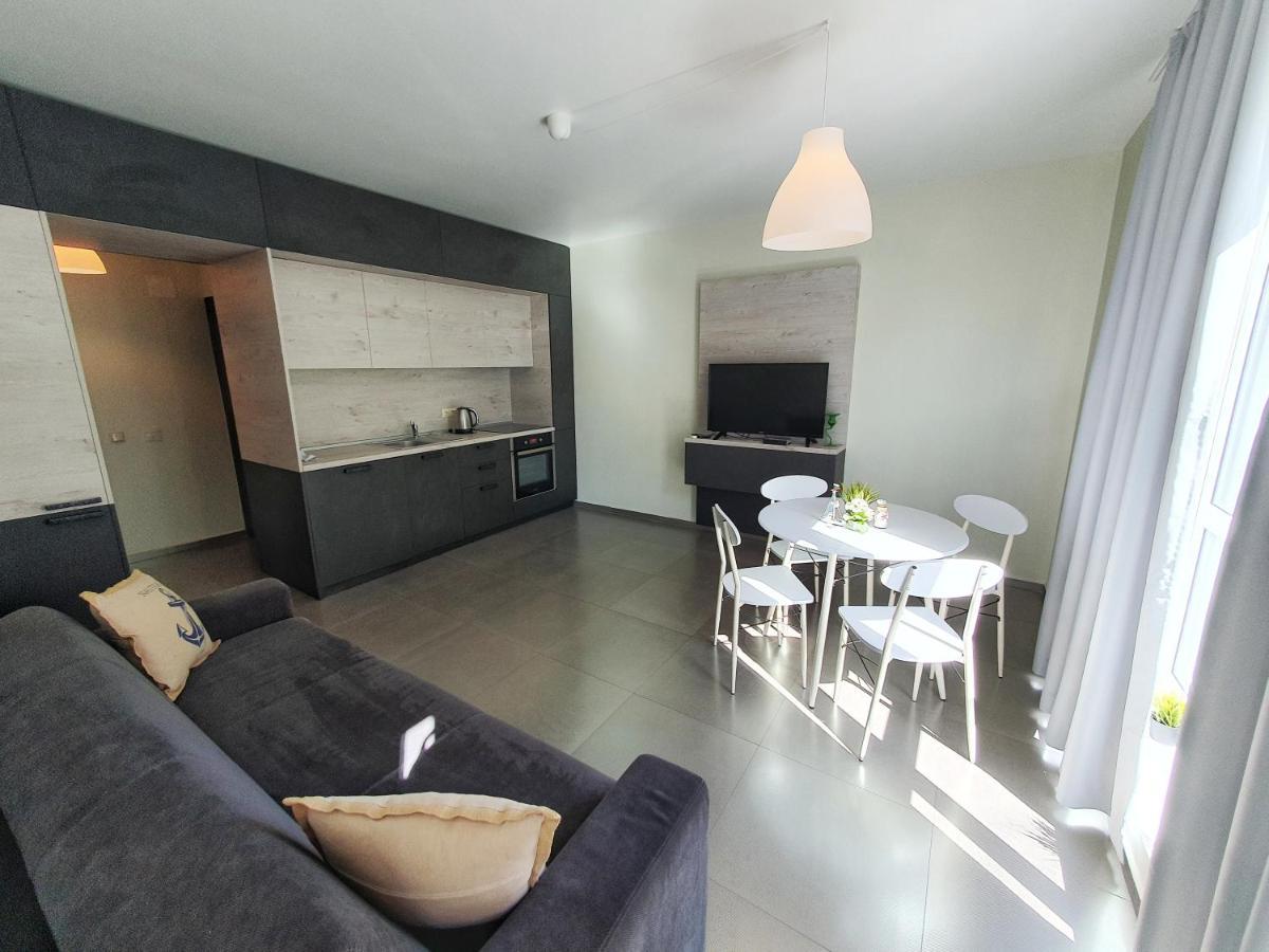Apartments In Atlantic Поморие Екстериор снимка