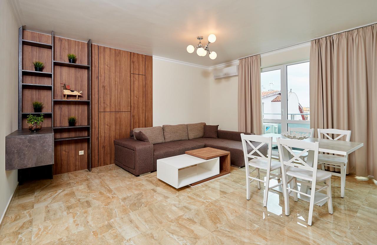 Apartments In Atlantic Поморие Екстериор снимка